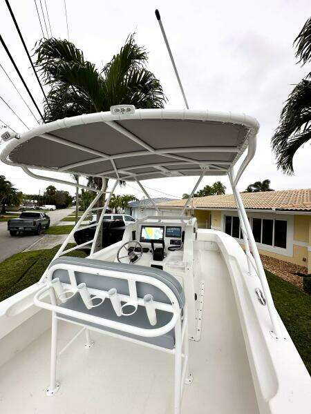 26ft Twin Vee Yacht For Sale