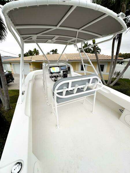 26ft Twin Vee Yacht For Sale