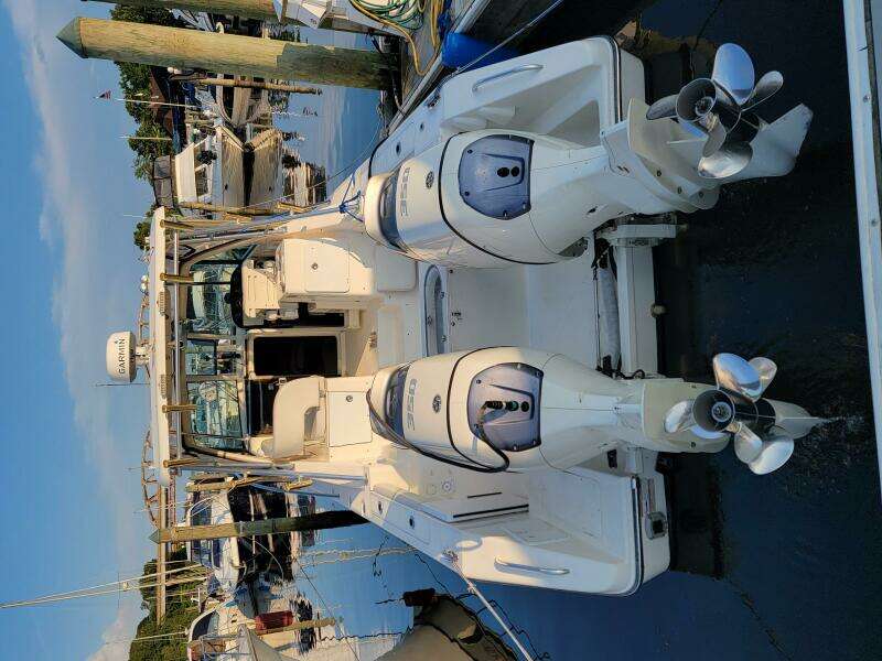 33ft Pursuit Yacht For Sale