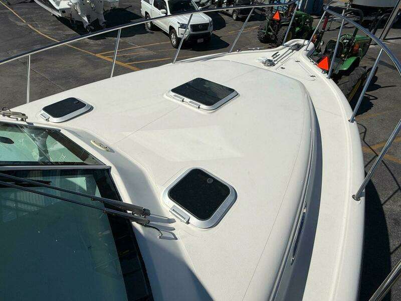 33ft Pursuit Yacht For Sale