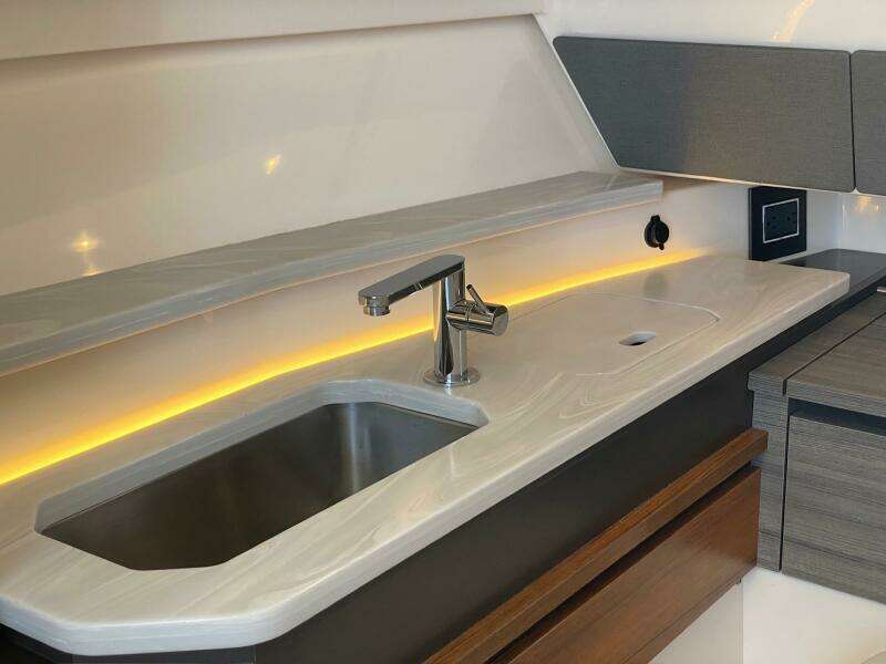 El Capitan 34ft Tiara Yachts Yacht For Sale