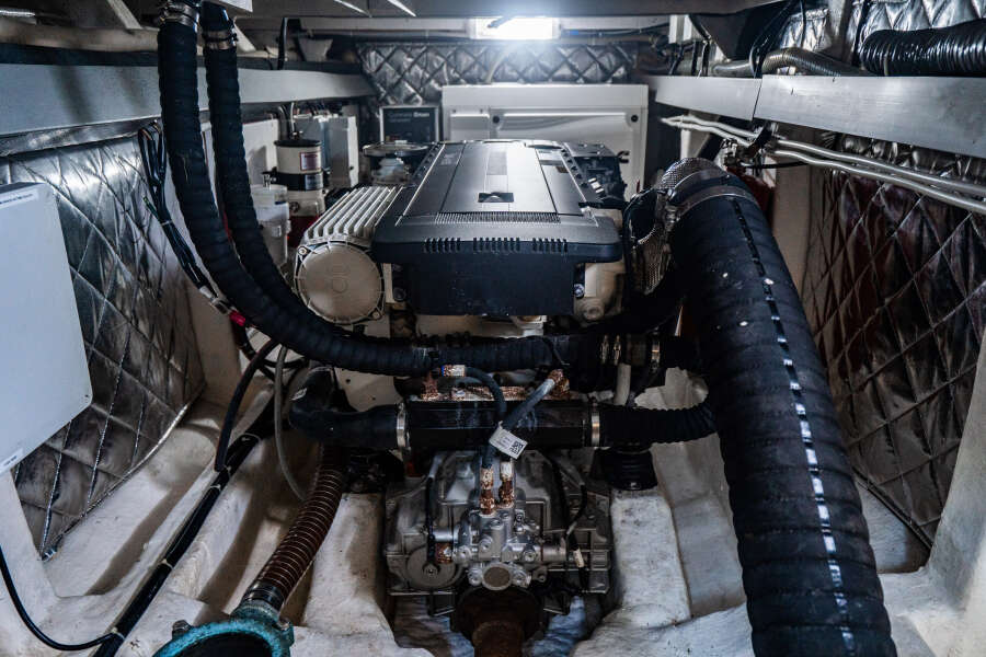 2017 Overblue 58 Powercat