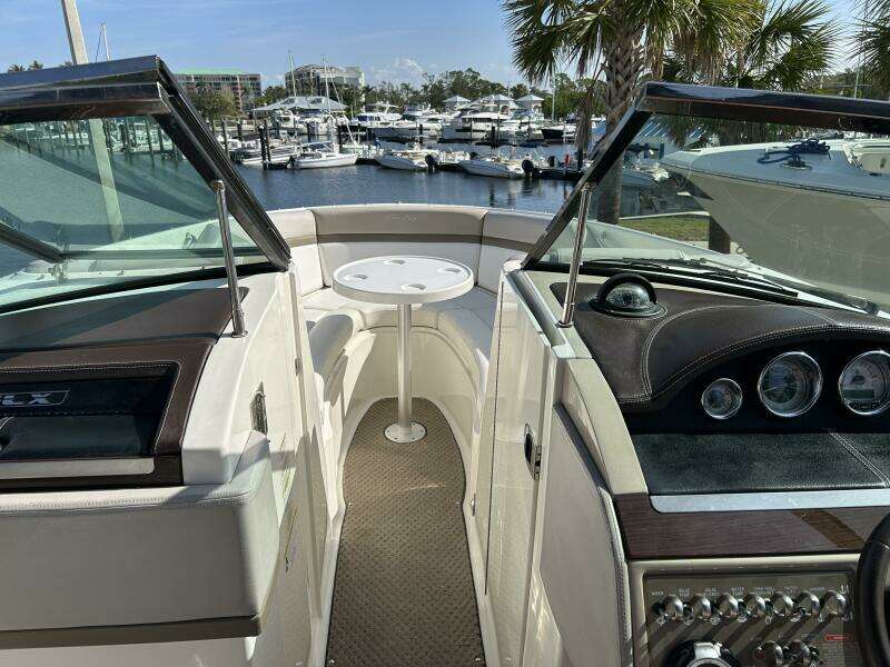 KNOT 2 BAD 28ft Sea Ray Yacht For Sale