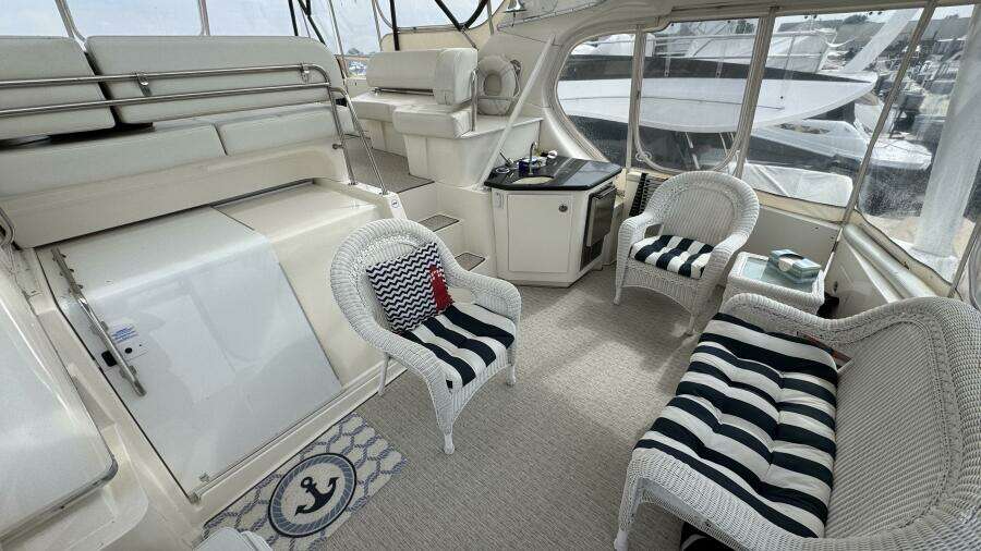 Upper deck entrance to salon
