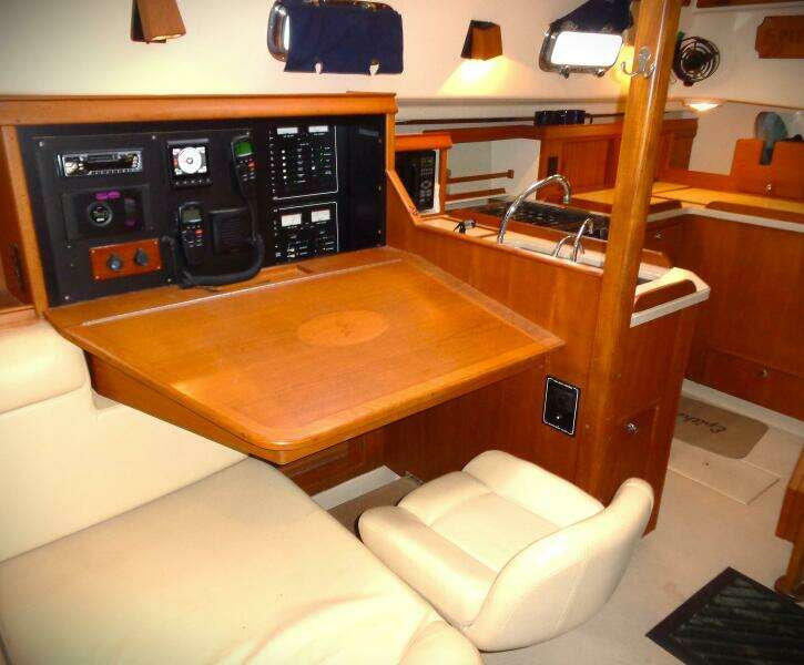 EPITHELIOS 42ft Island Packet Yacht For Sale EPITHELIOS 42ft Island Packet Yacht For Sale