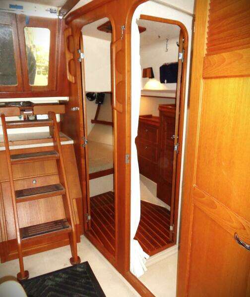 EPITHELIOS 42ft Island Packet Yacht For Sale EPITHELIOS 42ft Island Packet Yacht For Sale