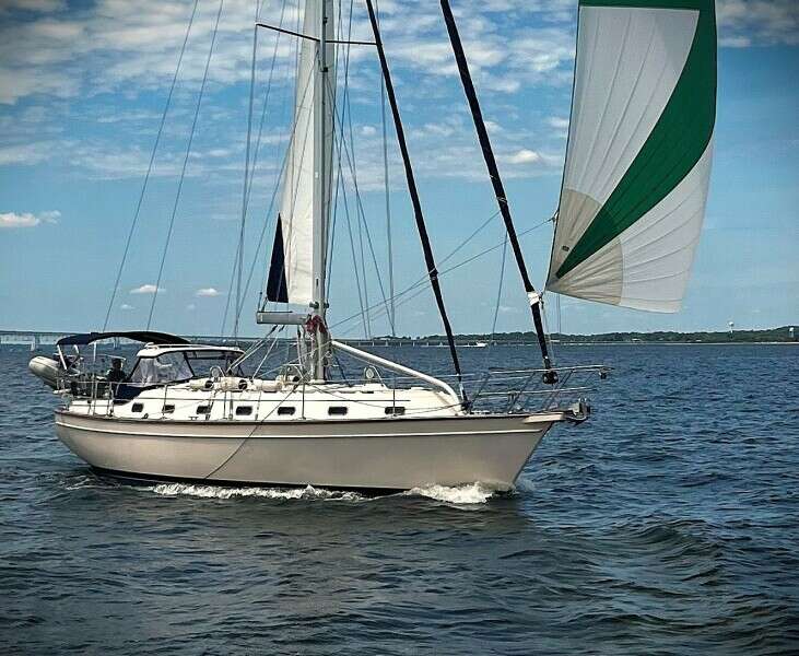 EPITHELIOS 42ft Island Packet Yacht For Sale EPITHELIOS 42ft Island Packet Yacht For Sale