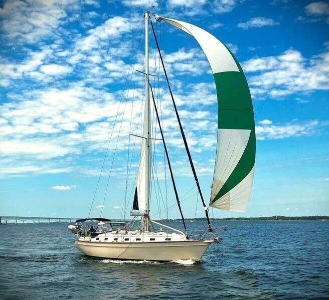 EPITHELIOS 42ft Island Packet Yacht For Sale EPITHELIOS 42ft Island Packet Yacht For Sale
