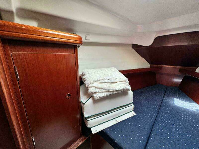Orion 32ft Beneteau Yacht For Sale
