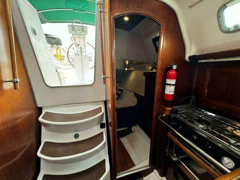 Orion 32ft Beneteau Yacht For Sale