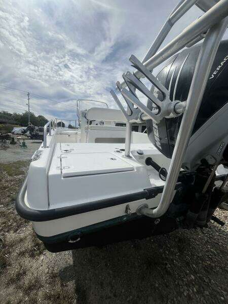 23ft Boston Whaler Yacht For Sale