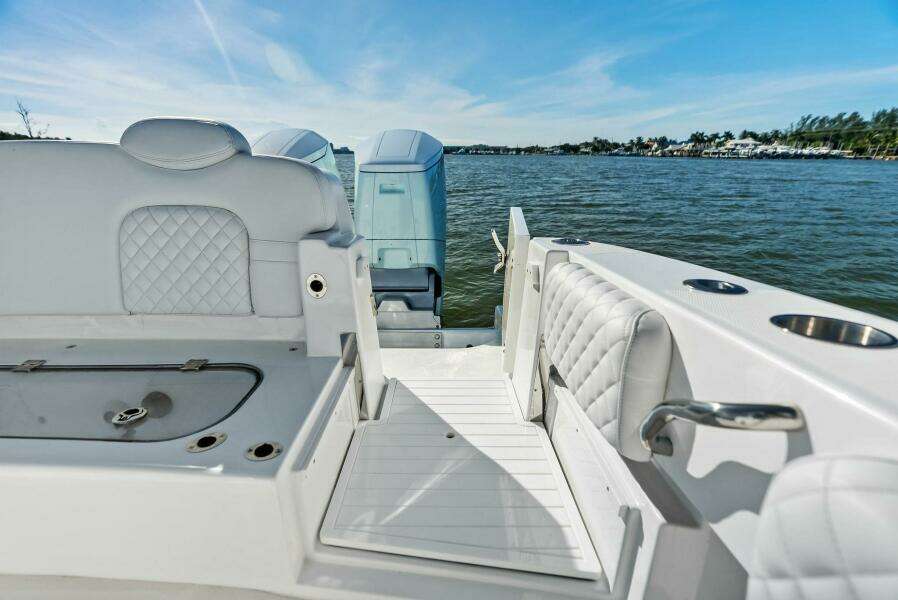 SPIRITED 42ft HCB Yacht For Sale