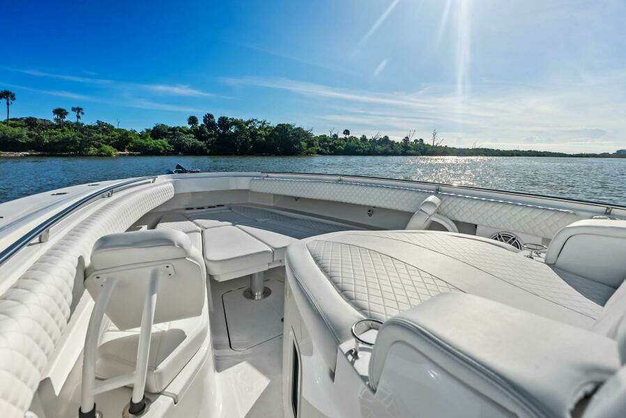 SPIRITED 42ft HCB Yacht For Sale