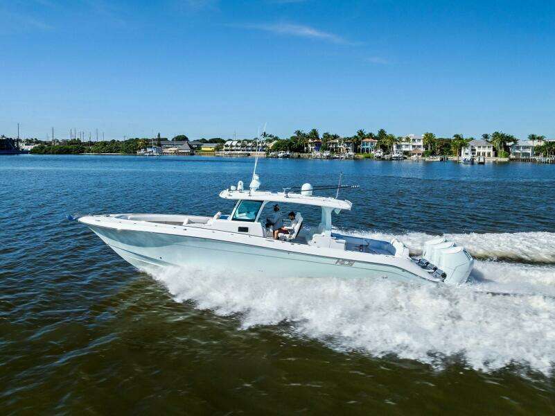 SPIRITED 42ft HCB Yacht For Sale