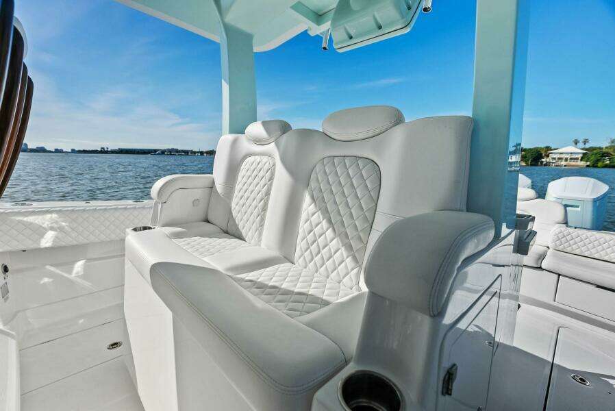 SPIRITED 42ft HCB Yacht For Sale