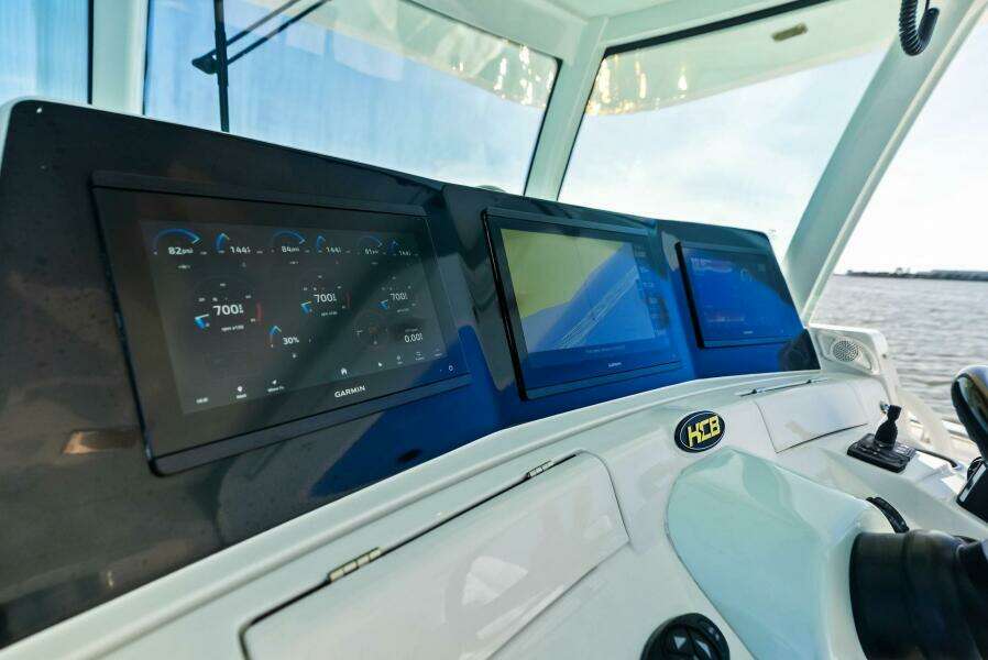 SPIRITED 42ft HCB Yacht For Sale