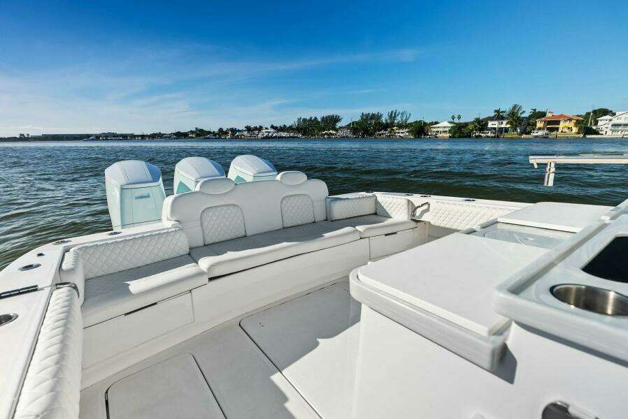 SPIRITED 42ft HCB Yacht For Sale