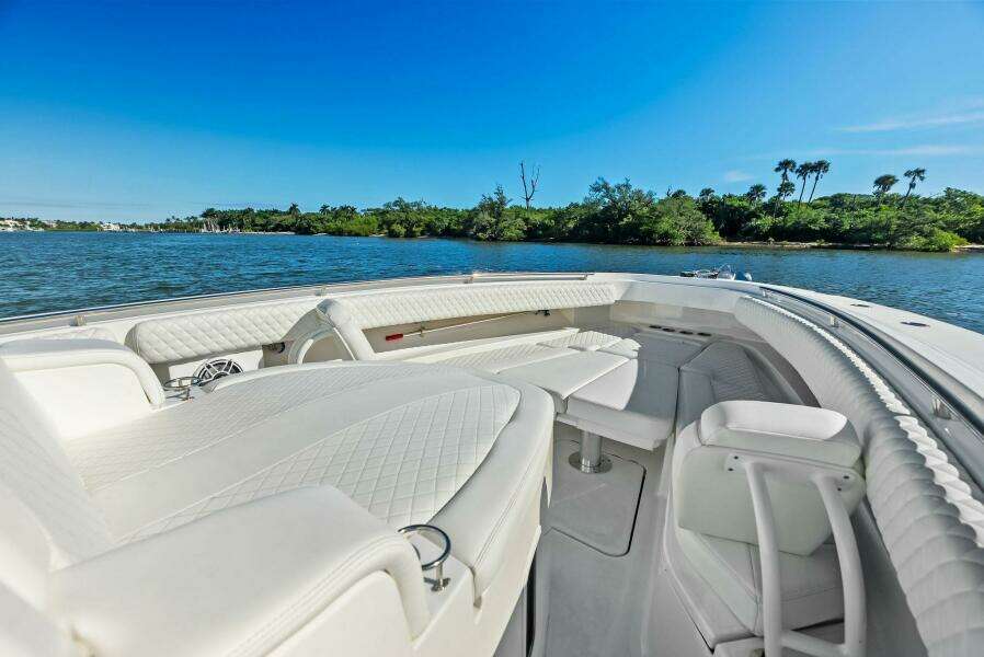 SPIRITED 42ft HCB Yacht For Sale