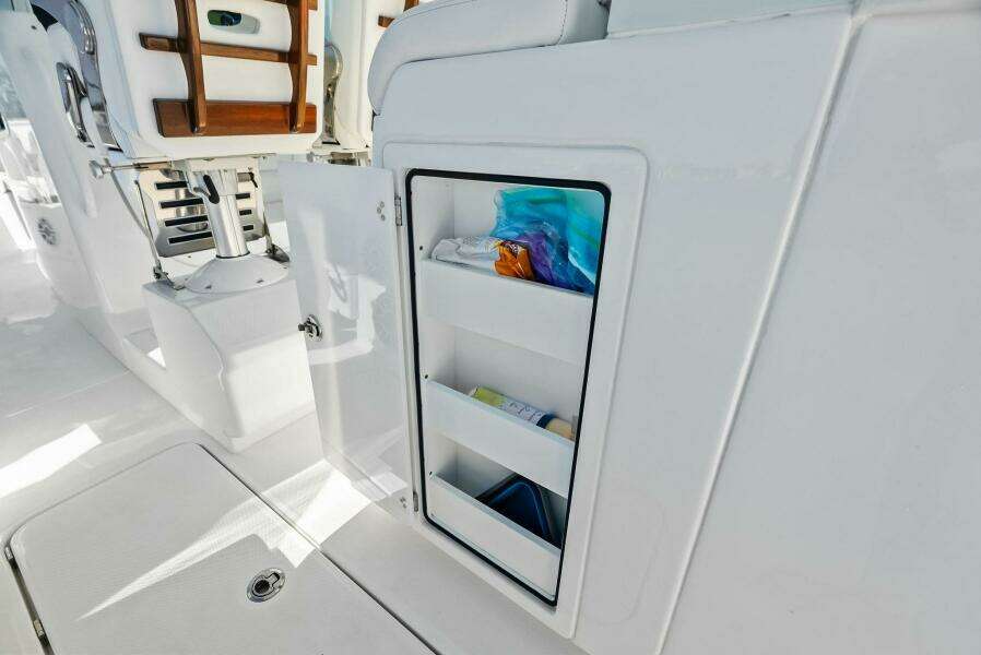 SPIRITED 42ft HCB Yacht For Sale