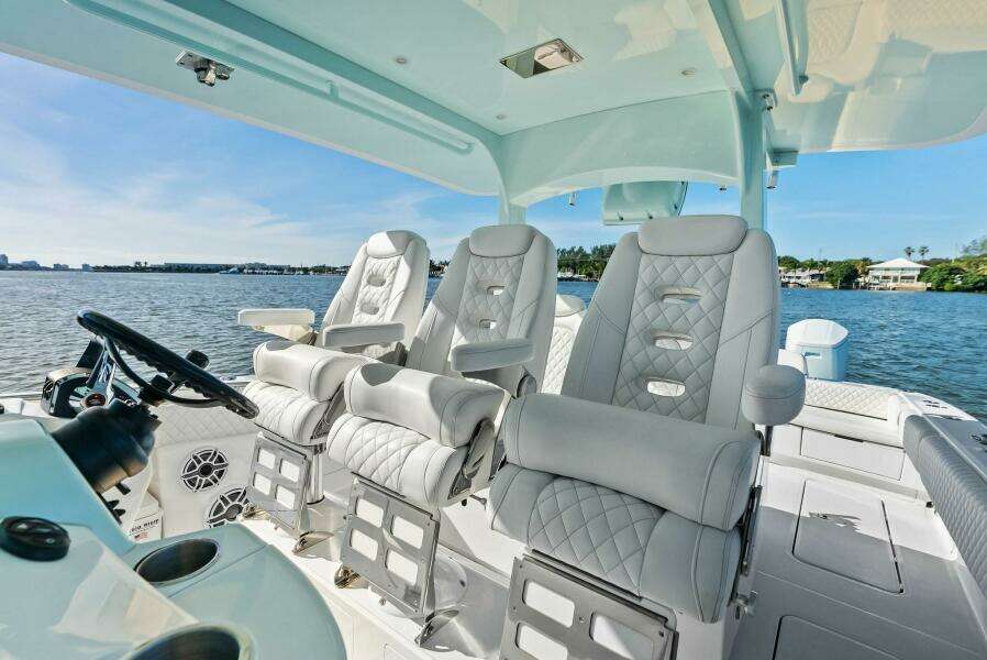 SPIRITED 42ft HCB Yacht For Sale