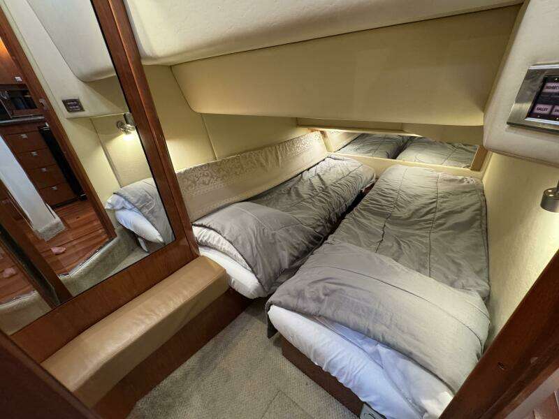 A Day in the Life 36ft Sea Ray Yacht For Sale