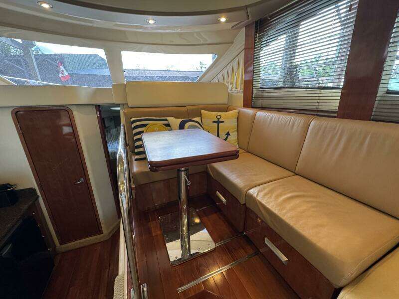 A Day in the Life 36ft Sea Ray Yacht For Sale