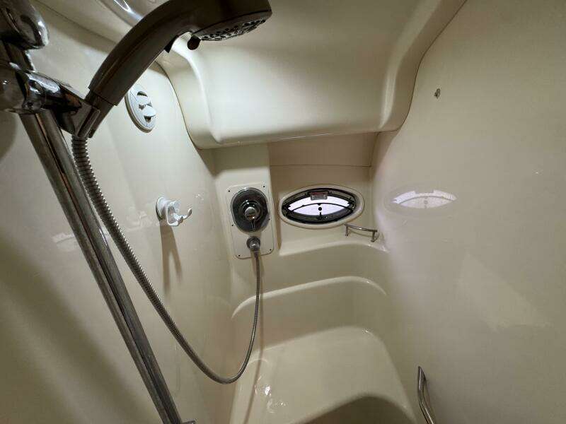 A Day in the Life 36ft Sea Ray Yacht For Sale