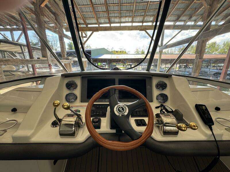 A Day in the Life 36ft Sea Ray Yacht For Sale