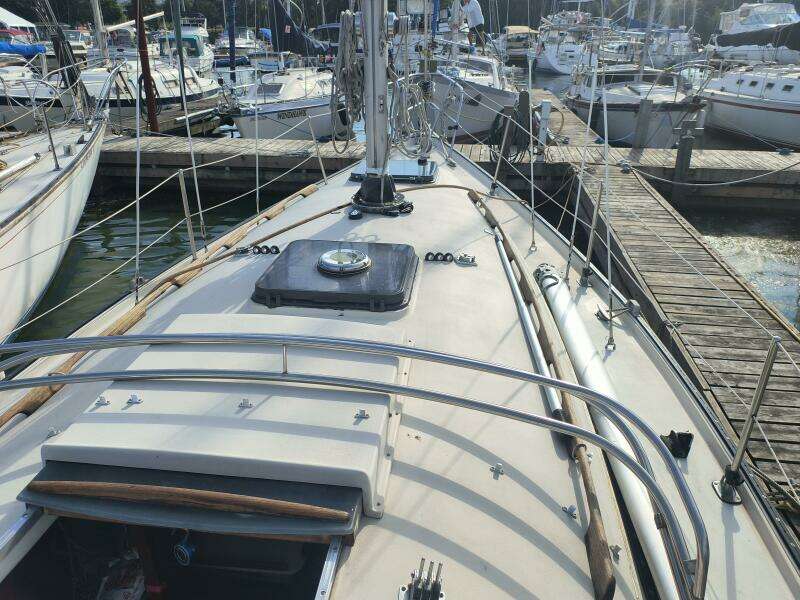 Bella Blu 31ft Niagara Yacht For Sale