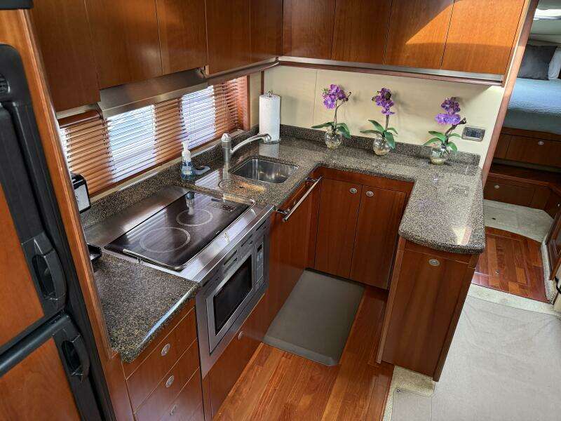 Turn The Page 48ft Sea Ray Yacht For Sale