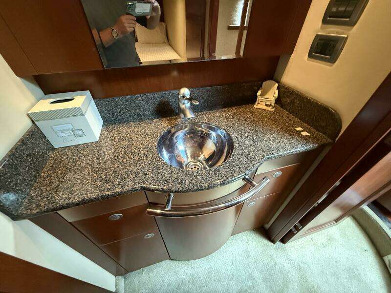 Turn The Page 48ft Sea Ray Yacht For Sale