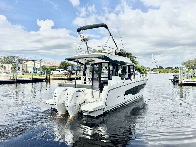 34ft Jeanneau Yacht For Sale