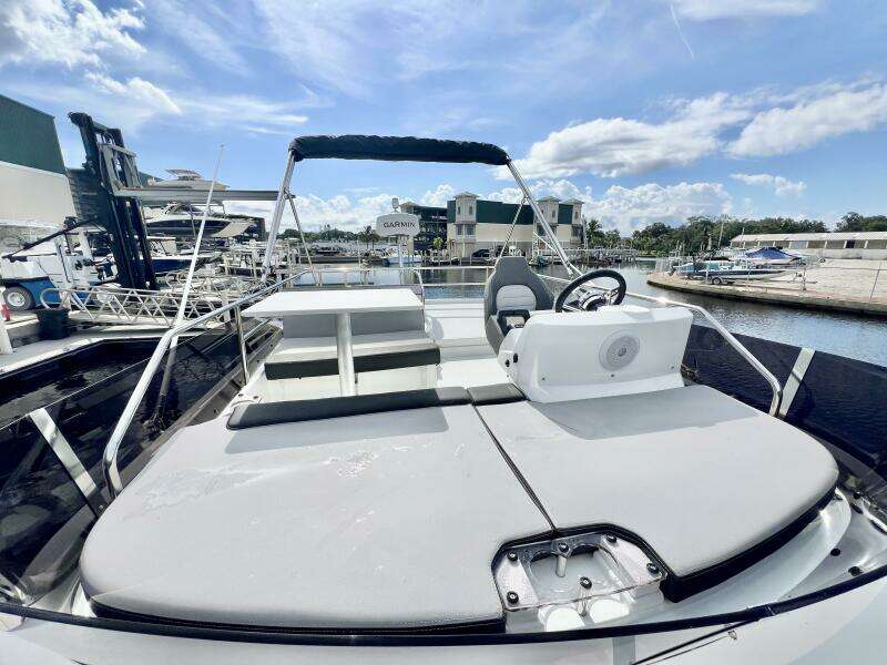 34ft Jeanneau Yacht For Sale