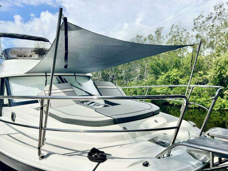 34ft Jeanneau Yacht For Sale