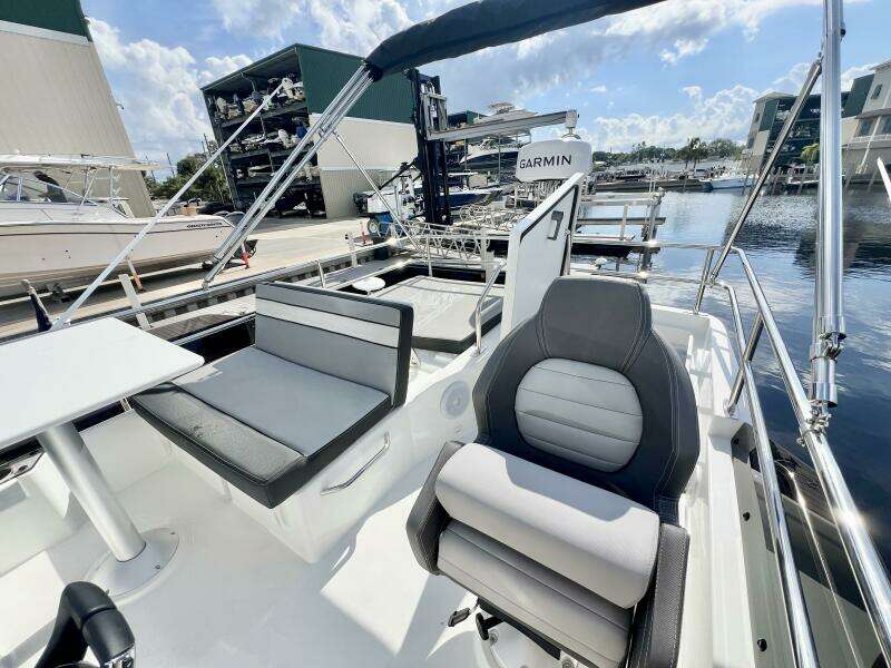 34ft Jeanneau Yacht For Sale