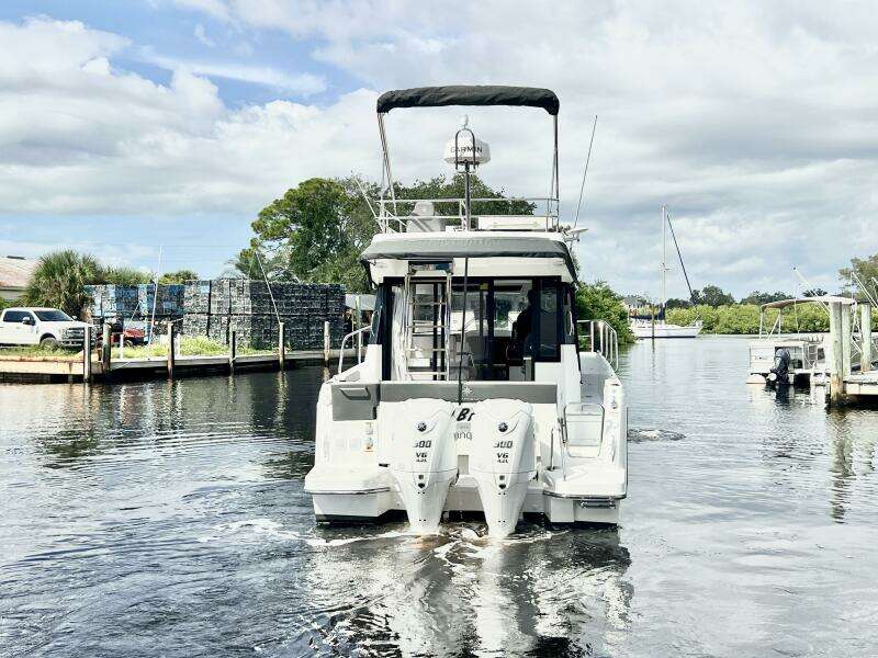 34ft Jeanneau Yacht For Sale