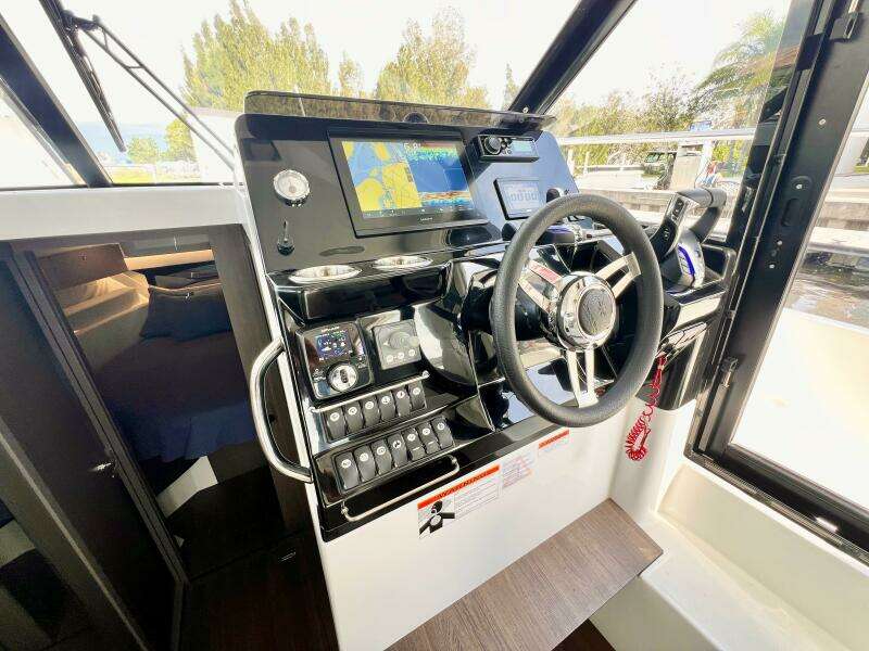 34ft Jeanneau Yacht For Sale
