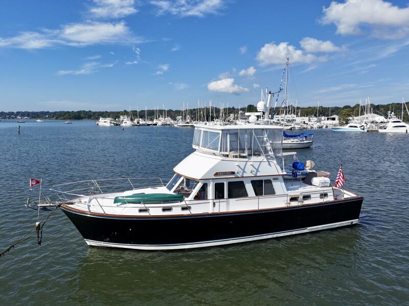 photo of 47' Sabre Sabreline 47 1997