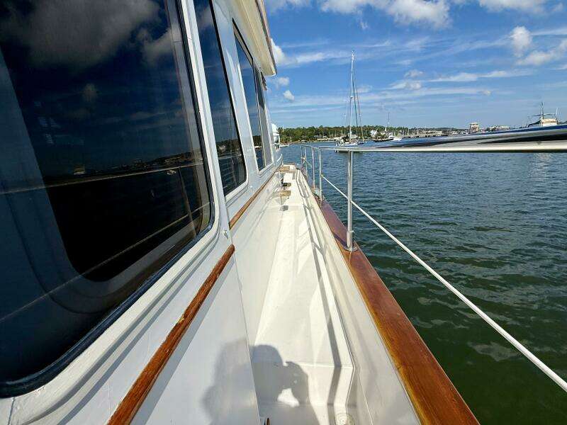 47ft Sabre Yacht For Sale