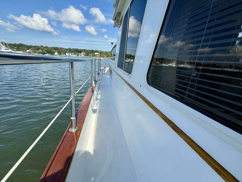 47ft Sabre Yacht For Sale