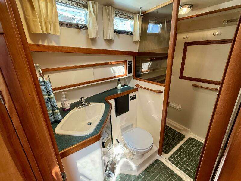 47ft Sabre Yacht For Sale