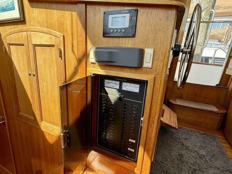 47ft Sabre Yacht For Sale