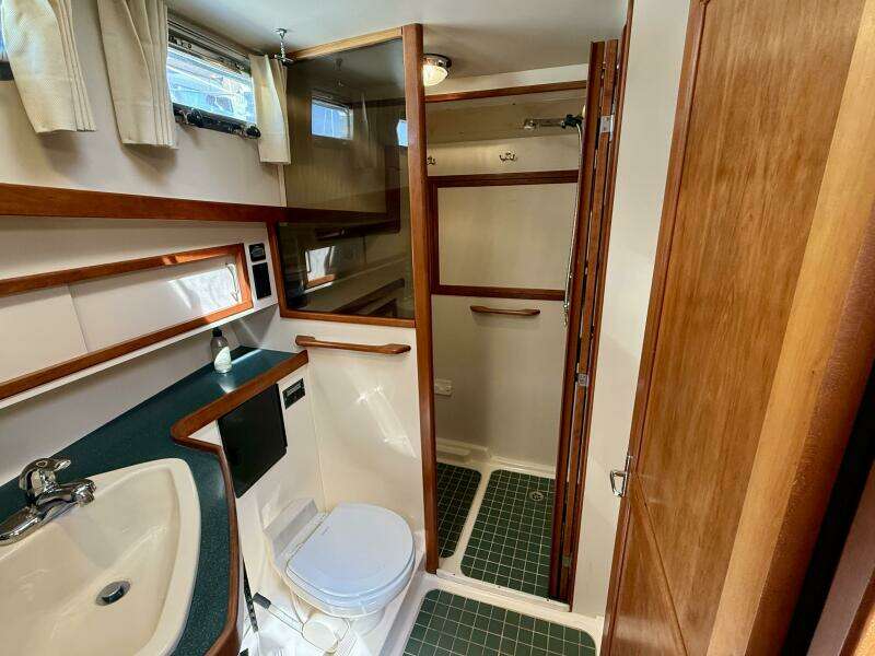 47ft Sabre Yacht For Sale