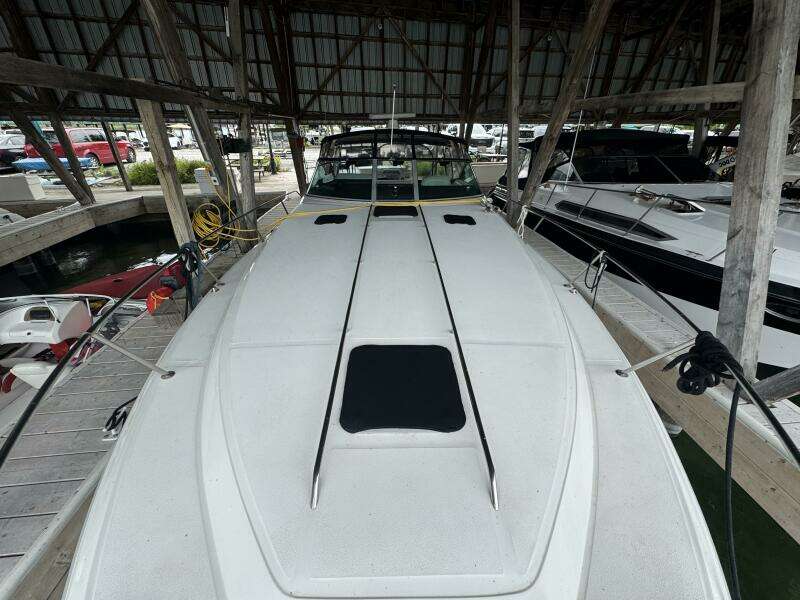 La Dolce Vita 37ft Sea Ray Yacht For Sale