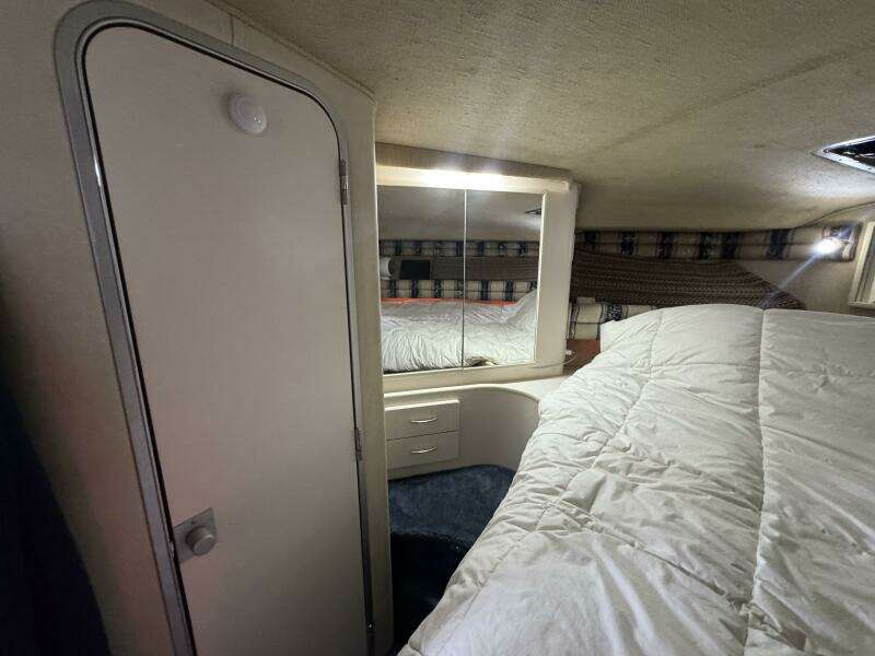 La Dolce Vita 37ft Sea Ray Yacht For Sale