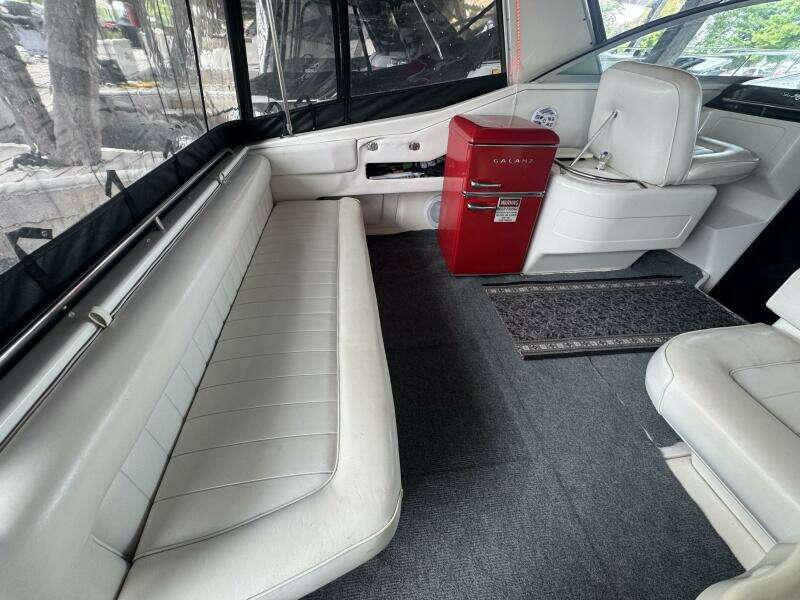 La Dolce Vita 37ft Sea Ray Yacht For Sale