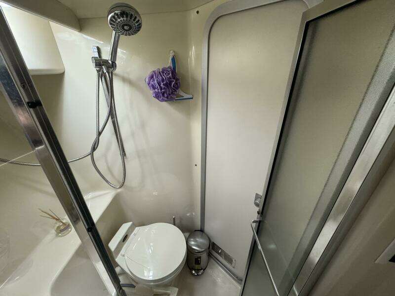 La Dolce Vita 37ft Sea Ray Yacht For Sale