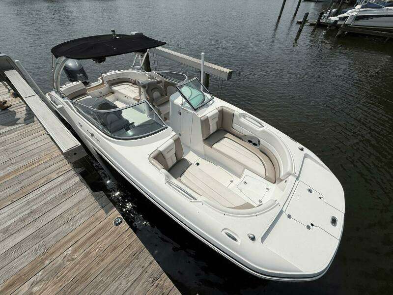 26ft Hurricane Yacht For Sale