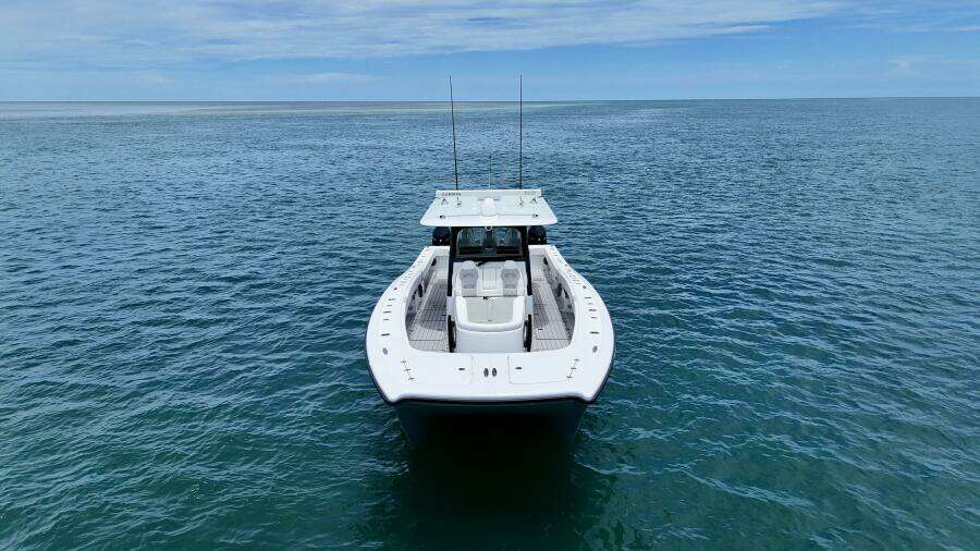 FLAK BAIT 43ft Freeman Yacht For Sale