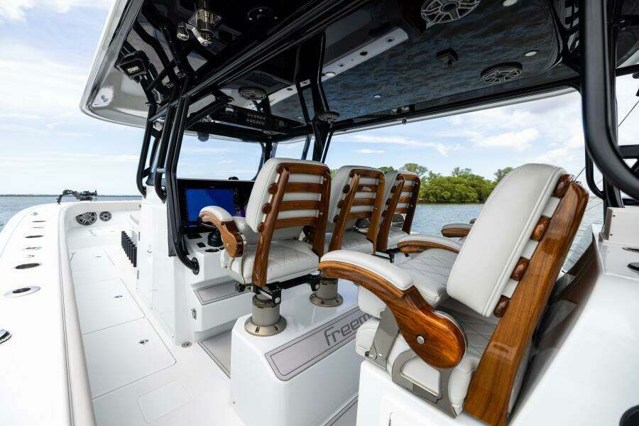 BADFISH 42ft Freeman Yacht For Sale